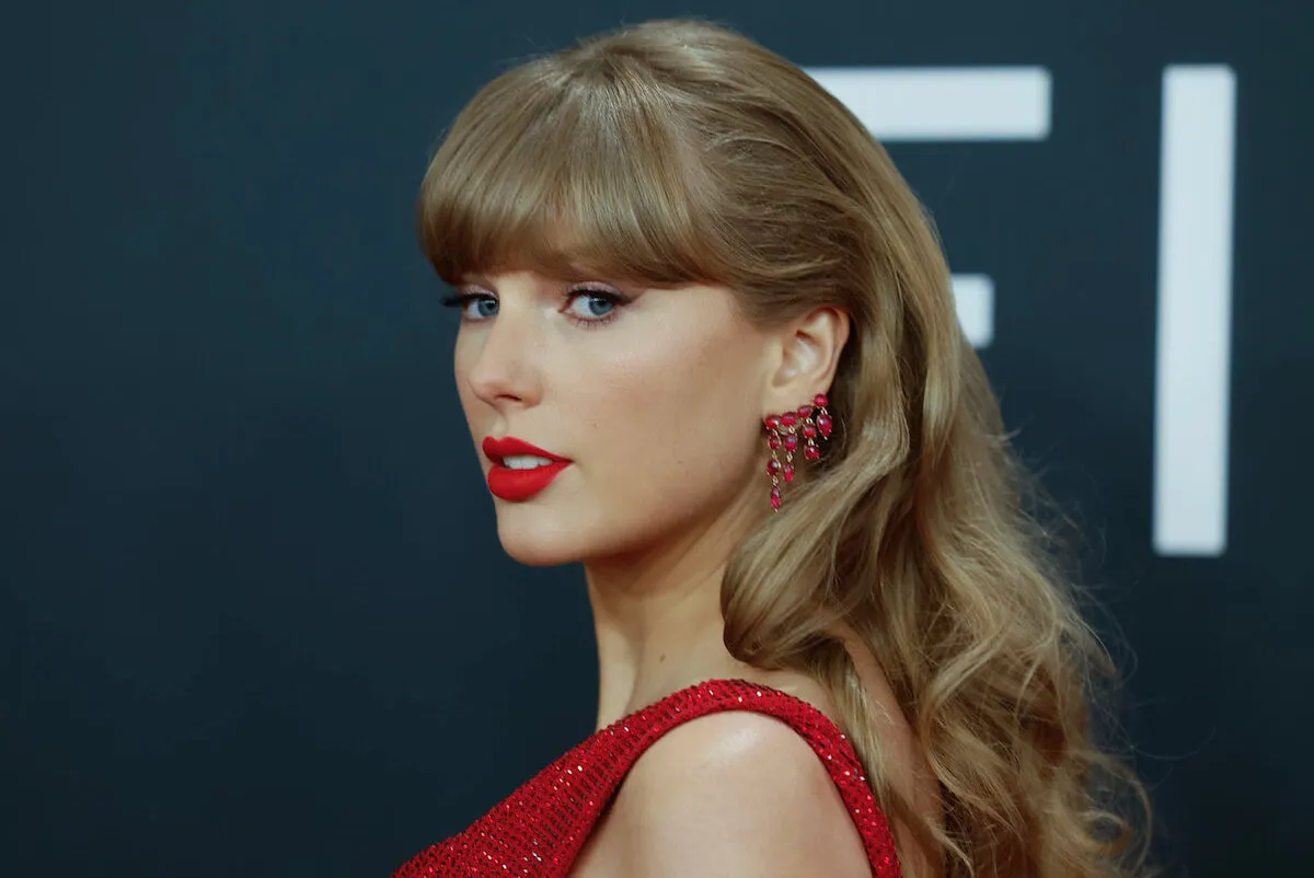 Taylor Swift ‘Embarrassed’ By Booing at Super Bowl, Body Language Expert Says: ‘Hit a Nerve’